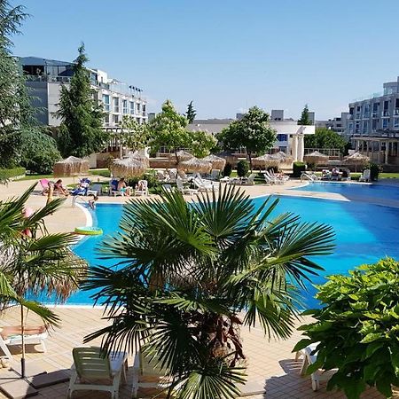 Apartment With Green Terrace Burgas Ngoại thất bức ảnh
