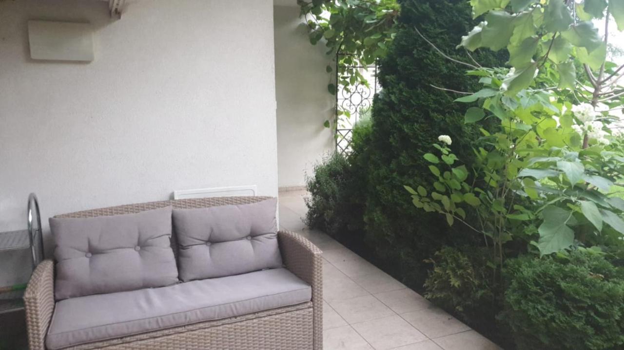 Apartment With Green Terrace Burgas Ngoại thất bức ảnh