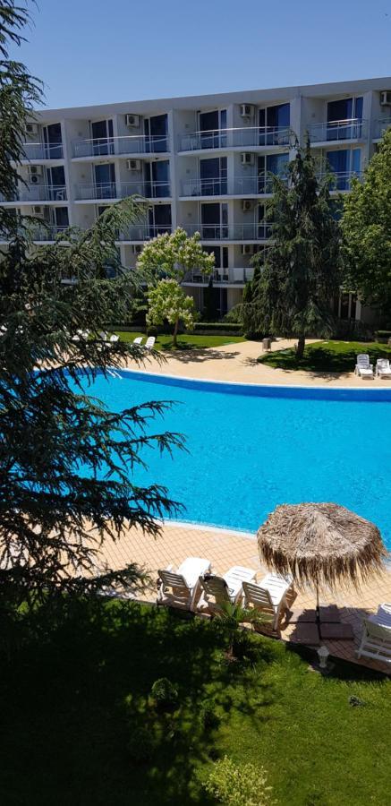 Apartment With Green Terrace Burgas Ngoại thất bức ảnh