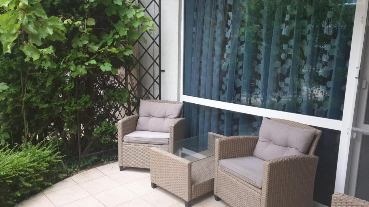 Apartment With Green Terrace Burgas Ngoại thất bức ảnh